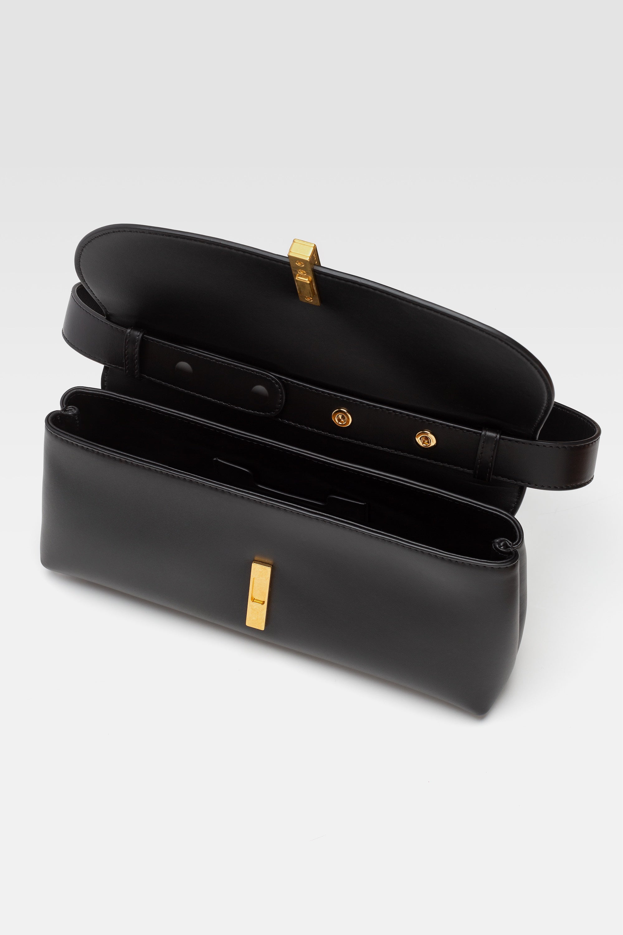 Le Clip Shoulder Bag image